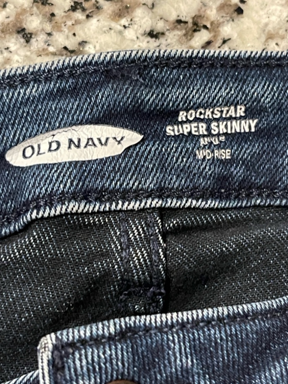 Old Navy Dark Wash Skinny Jeans with Frayed Hem - Picture 10 of 16